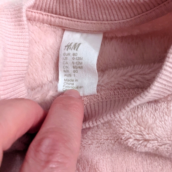H&M Baby Pink Hearts Fuzzy Sweater - Picture 4 of 5